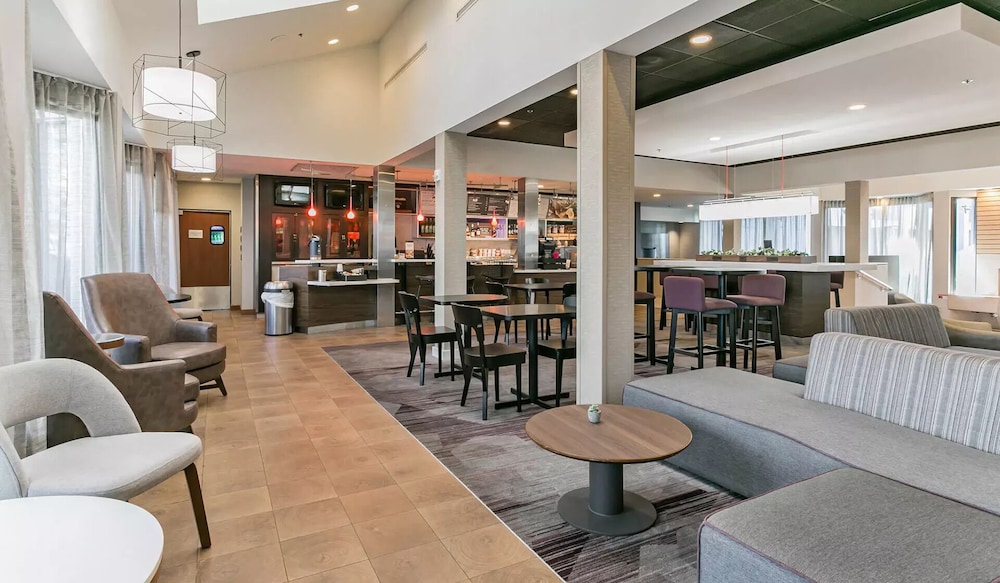 courtyard by marriott hampton