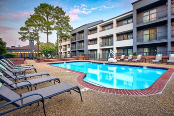courtyard by marriott hampton