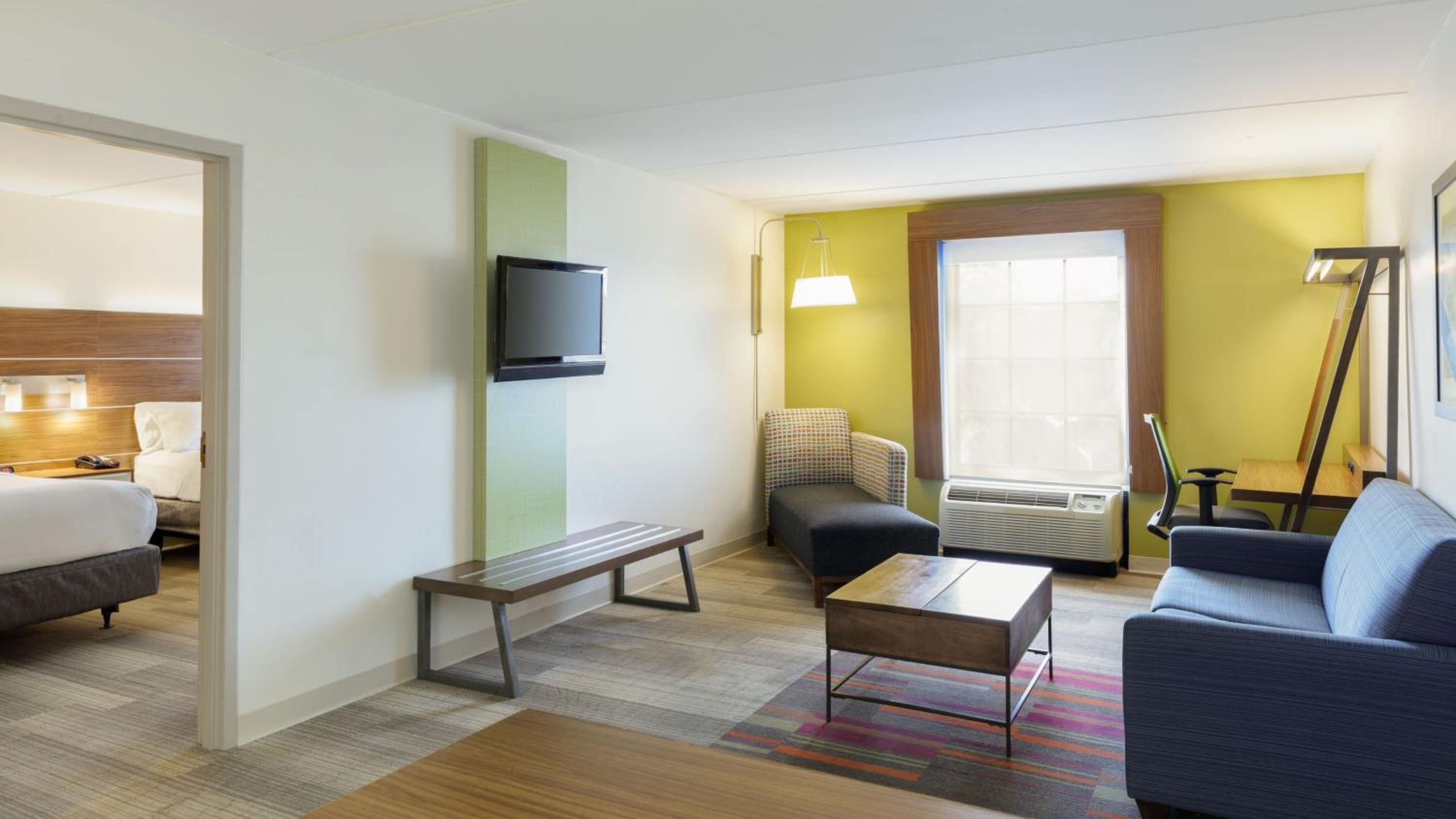holiday inn express and suites newport news by ihg