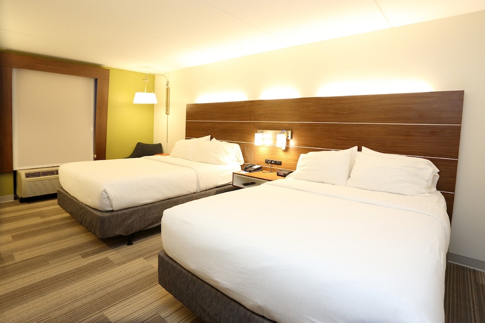 holiday inn express and suites newport news by ihg