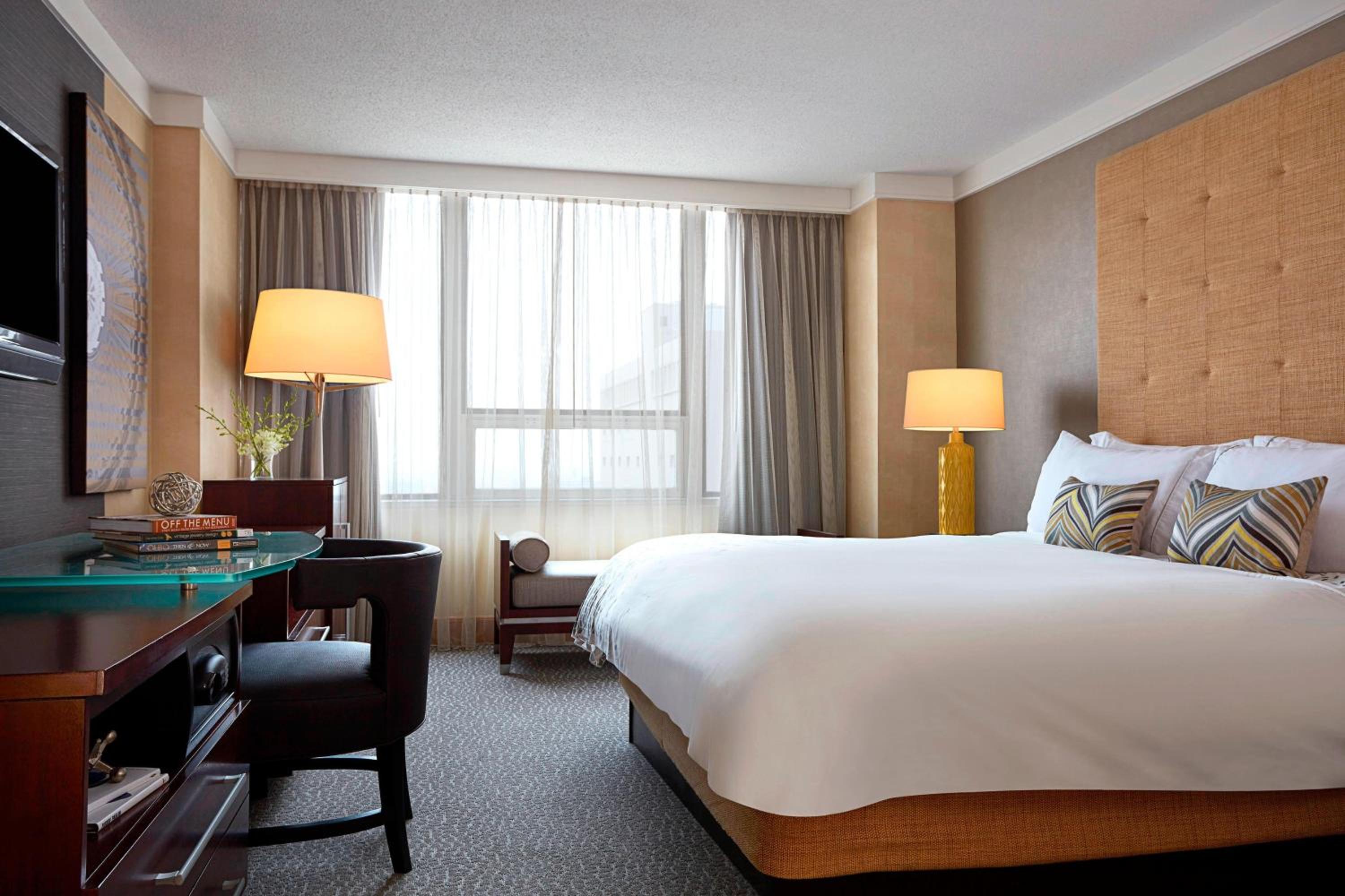 holiday inn express and suites newport news by ihg