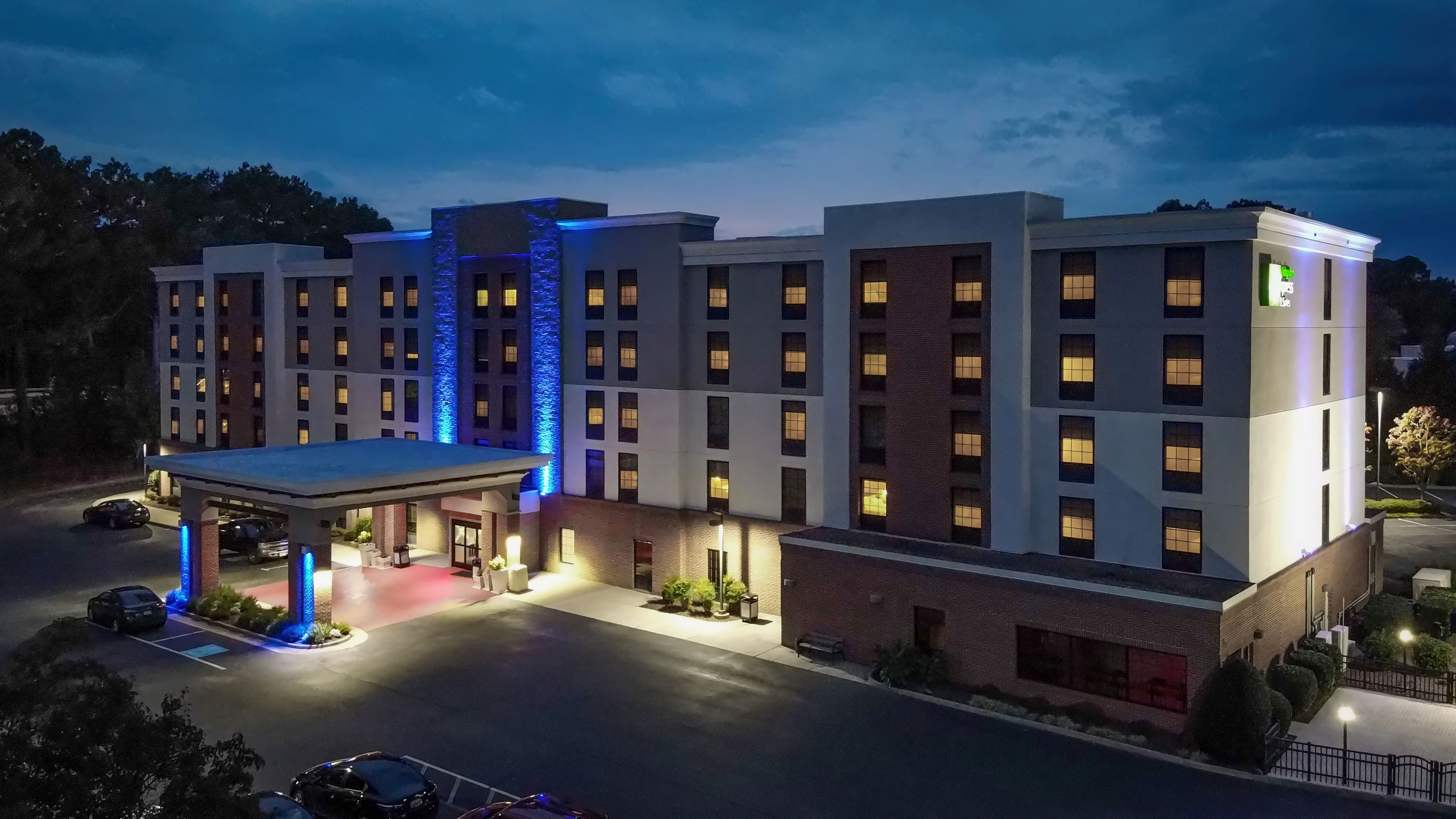 holiday inn express and suites newport news by ihg