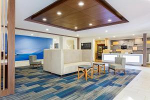 holiday inn express and suites newport news by ihg