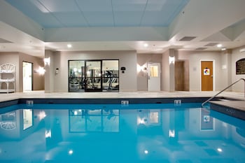 Holiday Inn Express & Suites Newport News By Ihg,Virginia>>Newport News,3 star