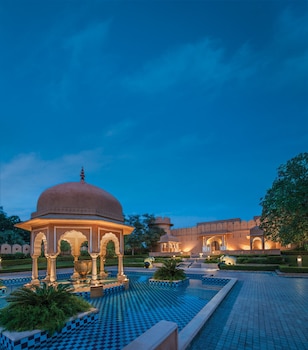 the oberoi rajvilas