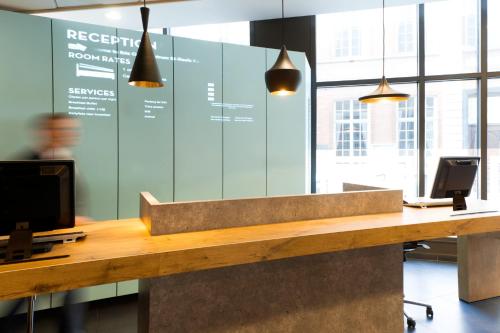 ibis gent centrum st baafs kathedraal