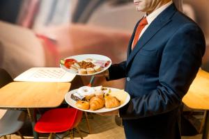 ibis gent centrum st baafs kathedraal