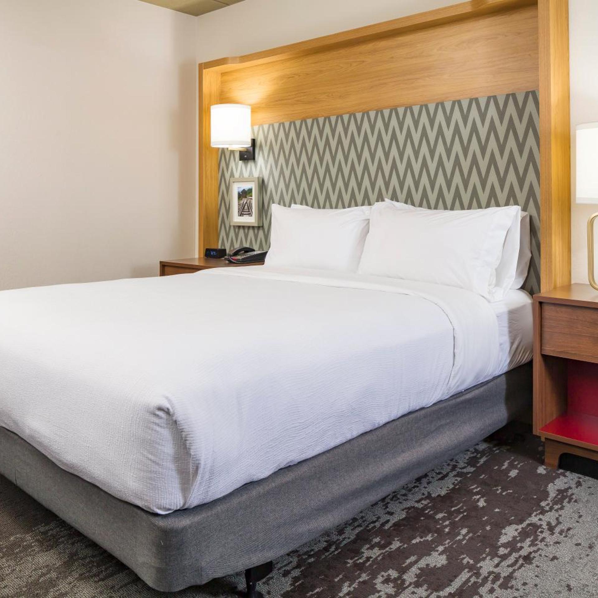 holiday inn salem i 93 at exit 2 by ihg