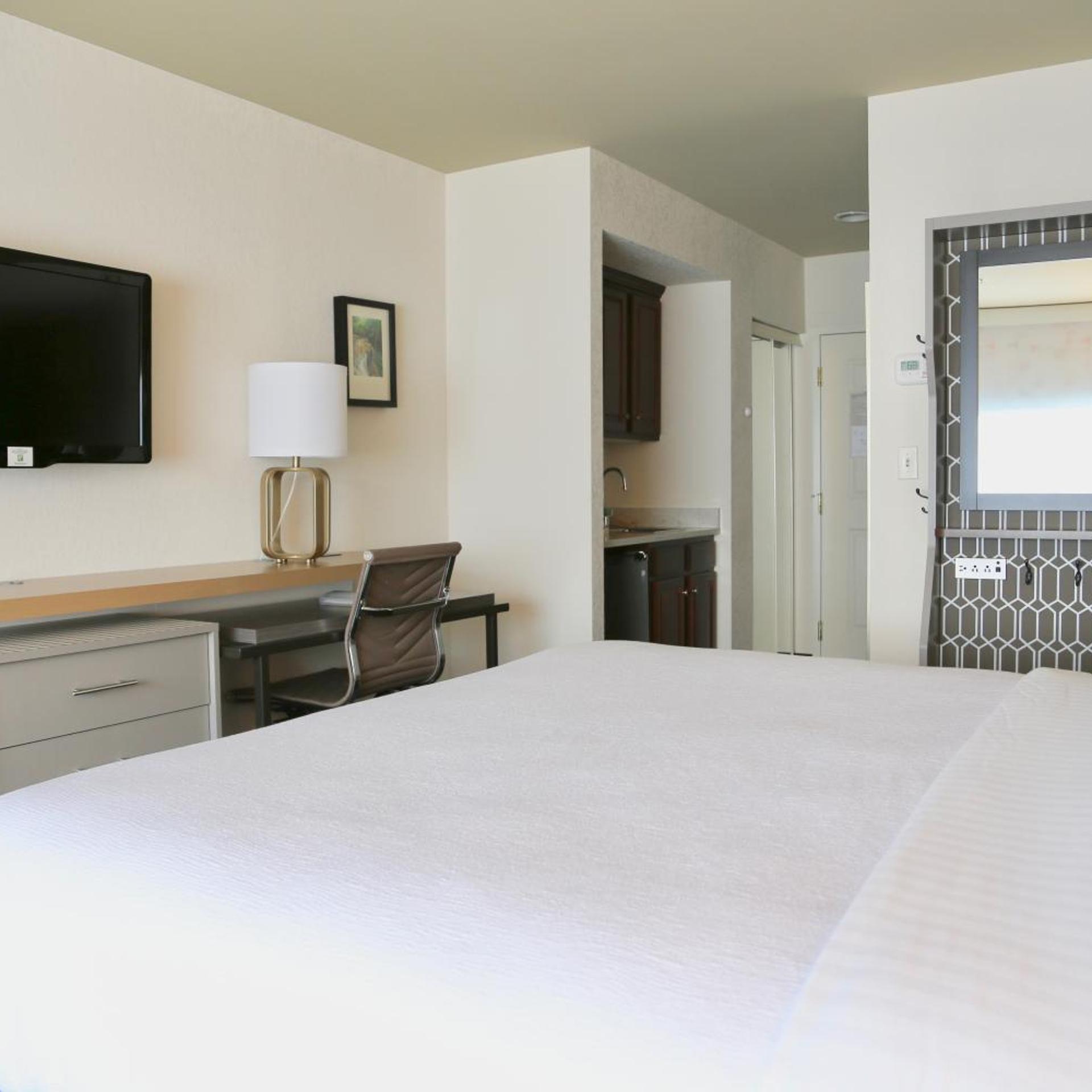 holiday inn salem i 93 at exit 2 by ihg