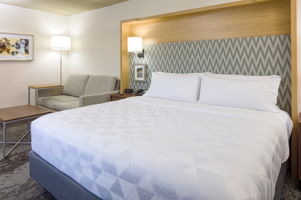 holiday inn salem i 93 at exit 2 by ihg
