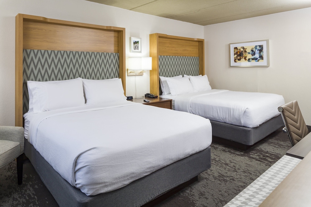 holiday inn salem i 93 at exit 2 by ihg