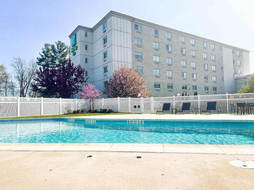 holiday inn salem i 93 at exit 2 by ihg