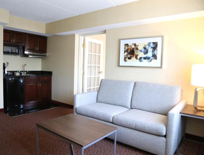 holiday inn salem i 93 at exit 2 by ihg