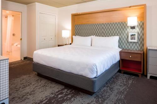 holiday inn salem i 93 at exit 2 by ihg