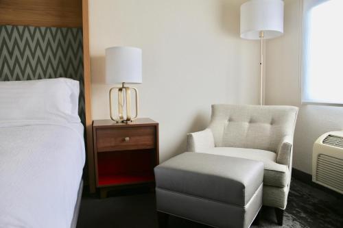 holiday inn salem i 93 at exit 2 by ihg