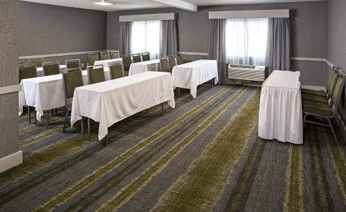holiday inn salem i 93 at exit 2 by ihg