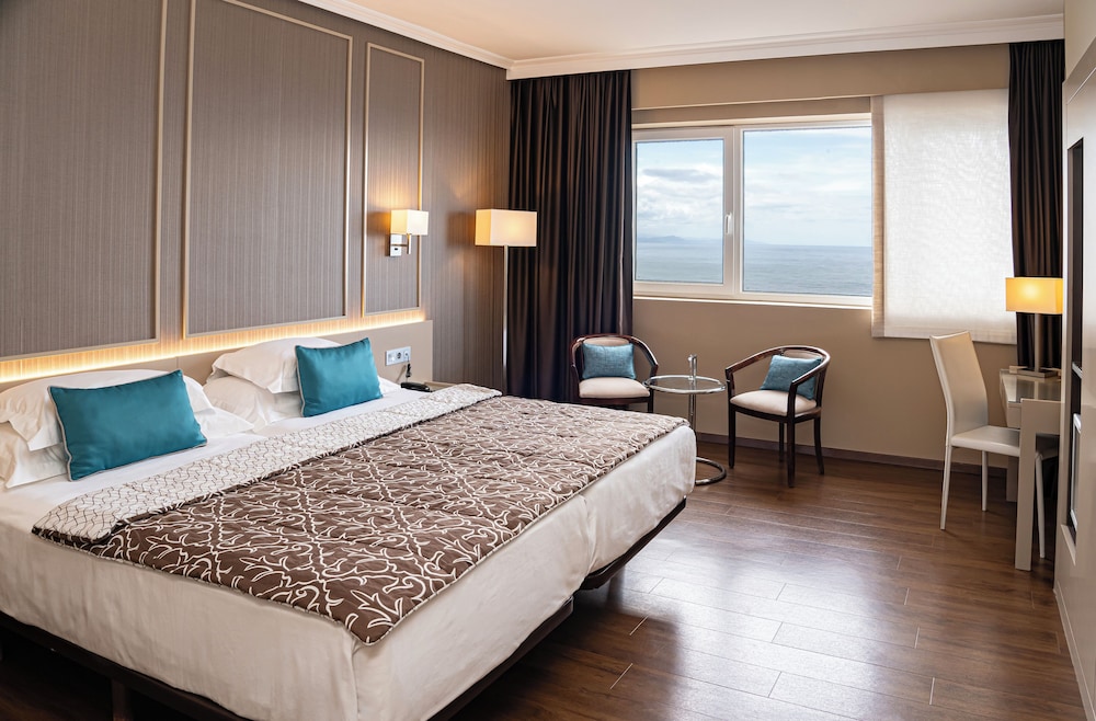 mercure san sebastian monte igueldo