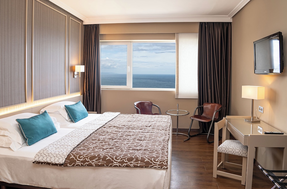 mercure san sebastian monte igueldo