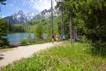 jenny lake lodge