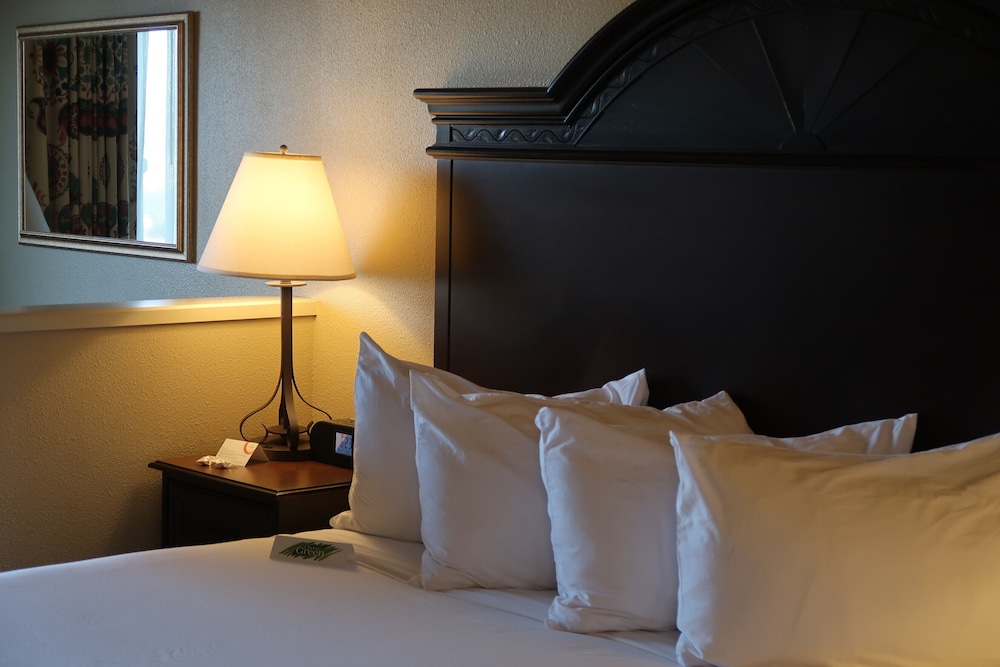 oxford suites redding