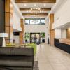 oxford suites redding