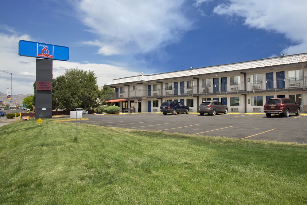 studio 6 grand junction co