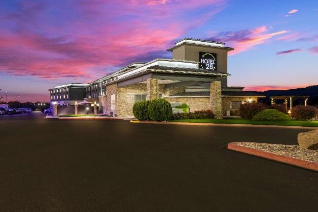hotel 28 boise airport ascend hotel collection