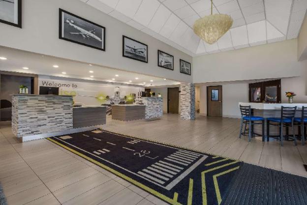 hotel 28 boise airport ascend hotel collection