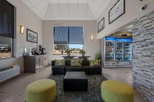 hotel 28 boise airport ascend hotel collection