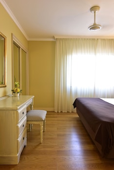 pestana village garden hotel