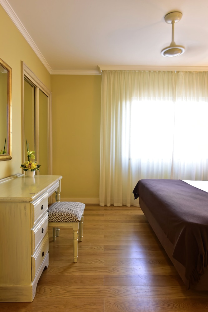 pestana village garden hotel