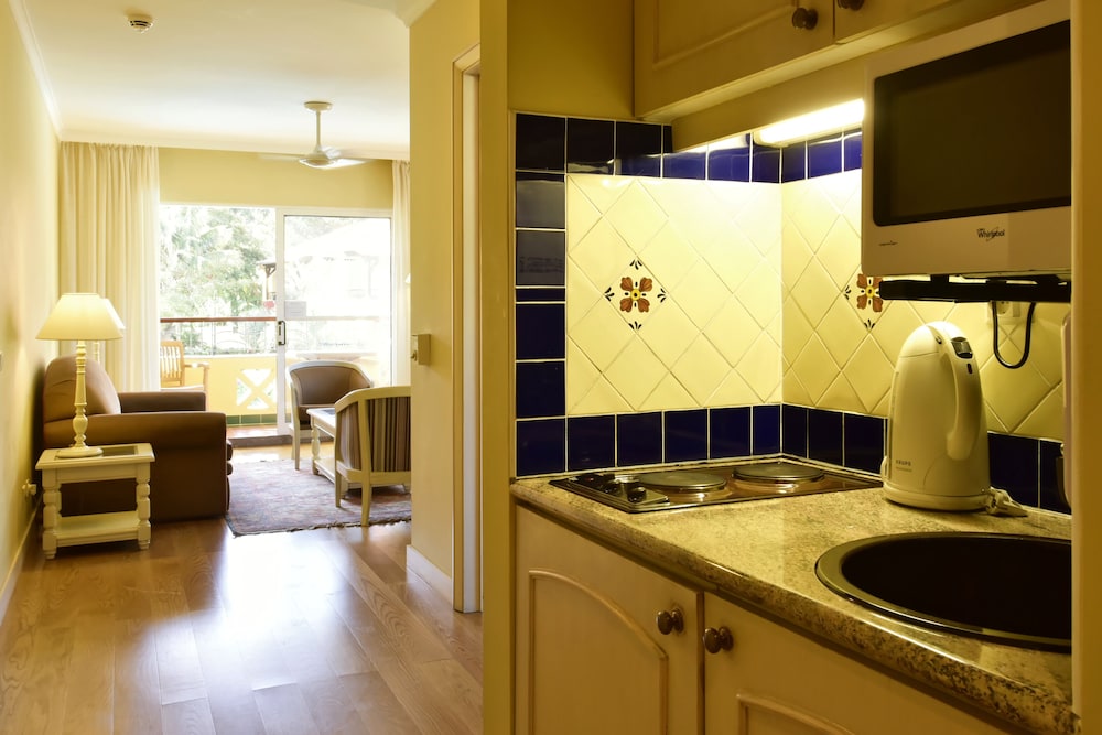 pestana village garden hotel