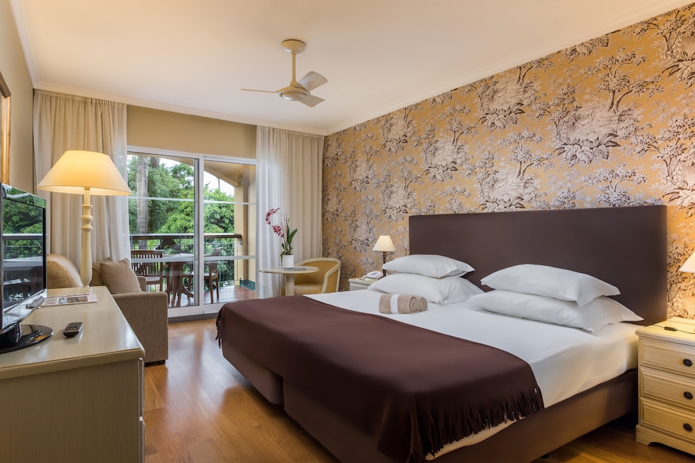 pestana village garden hotel