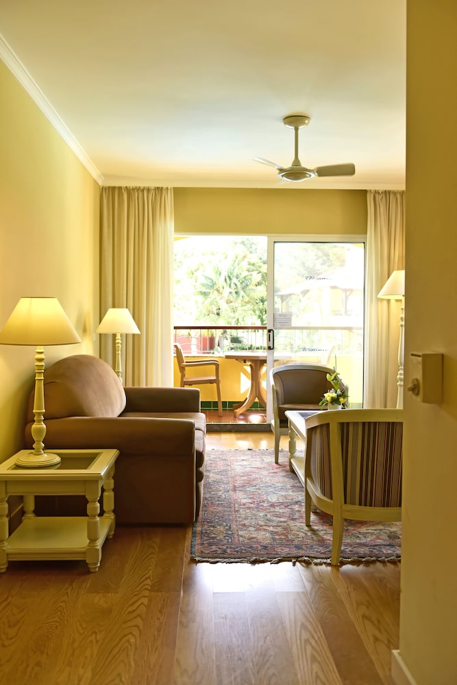 pestana village garden hotel