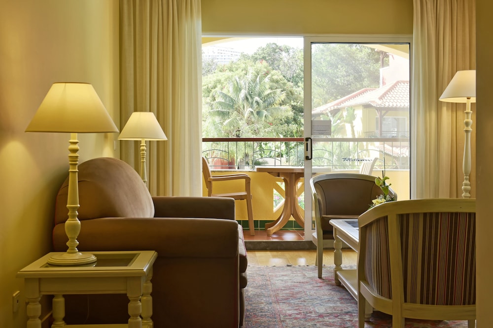 pestana village garden hotel