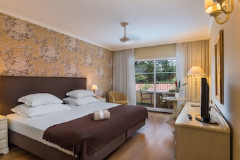 pestana village garden hotel