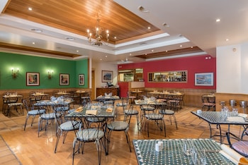 pestana village garden hotel