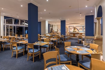 pestana village garden hotel