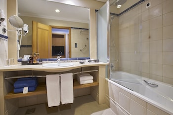 hotel porto santa maria portobay adults only