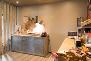 ibis avranches baie du mont saint michel