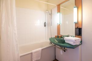 B&B Hotel Rouen Centre Rive Gauche,In Rouen (Centre Ville Rive Gauche),3 star