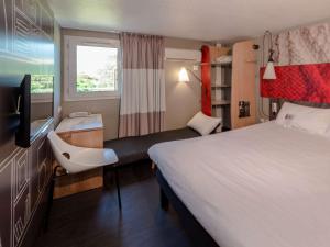 Ibis Lyon Sud Chasse Sur Rhone,Near A Train Station,3 star