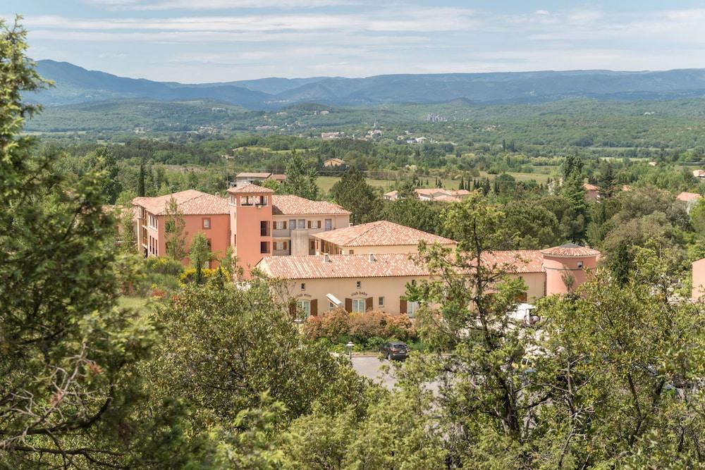 village le rouret pierre and vacances