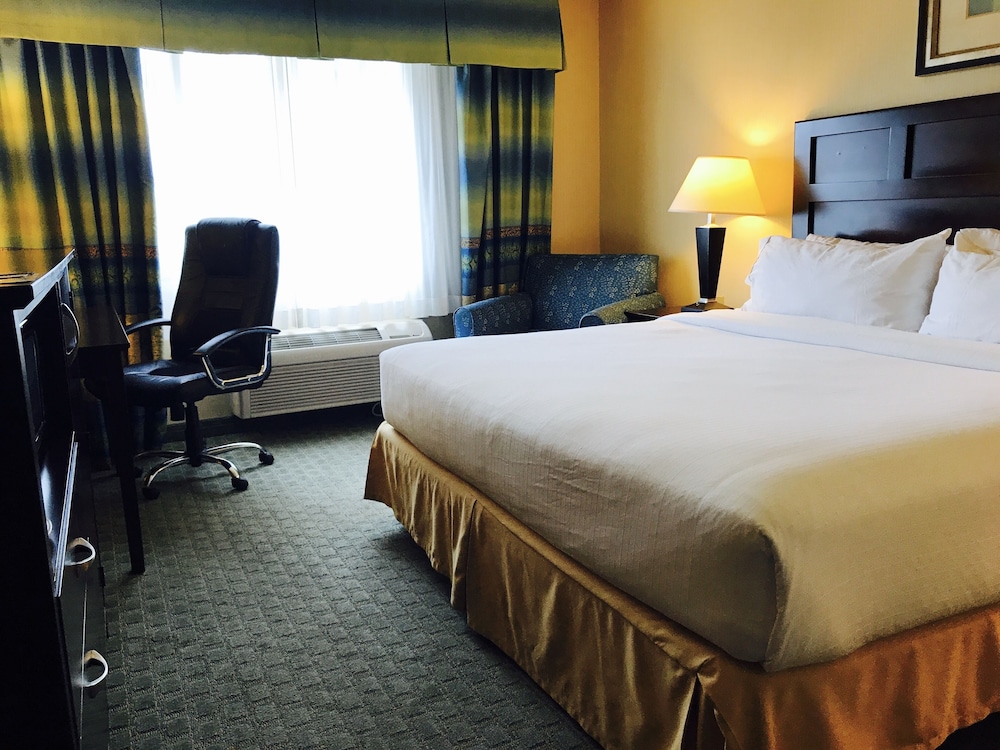 holiday inn express ft bragg by ihg
