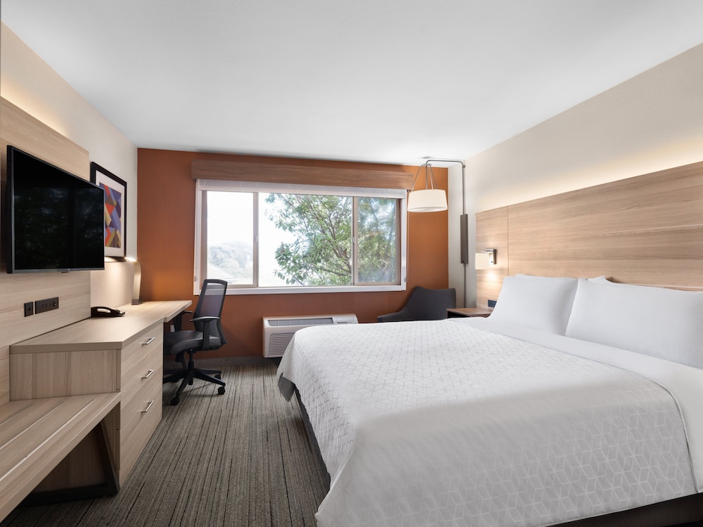 holiday inn express ft bragg by ihg
