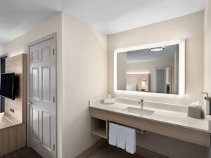 holiday inn express ft bragg by ihg