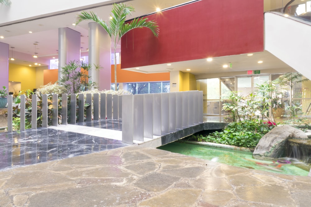 Holiday Inn Monterrey - Parque Fundidora By Ihg,Nuevo Leon>>Monterrey,4 star