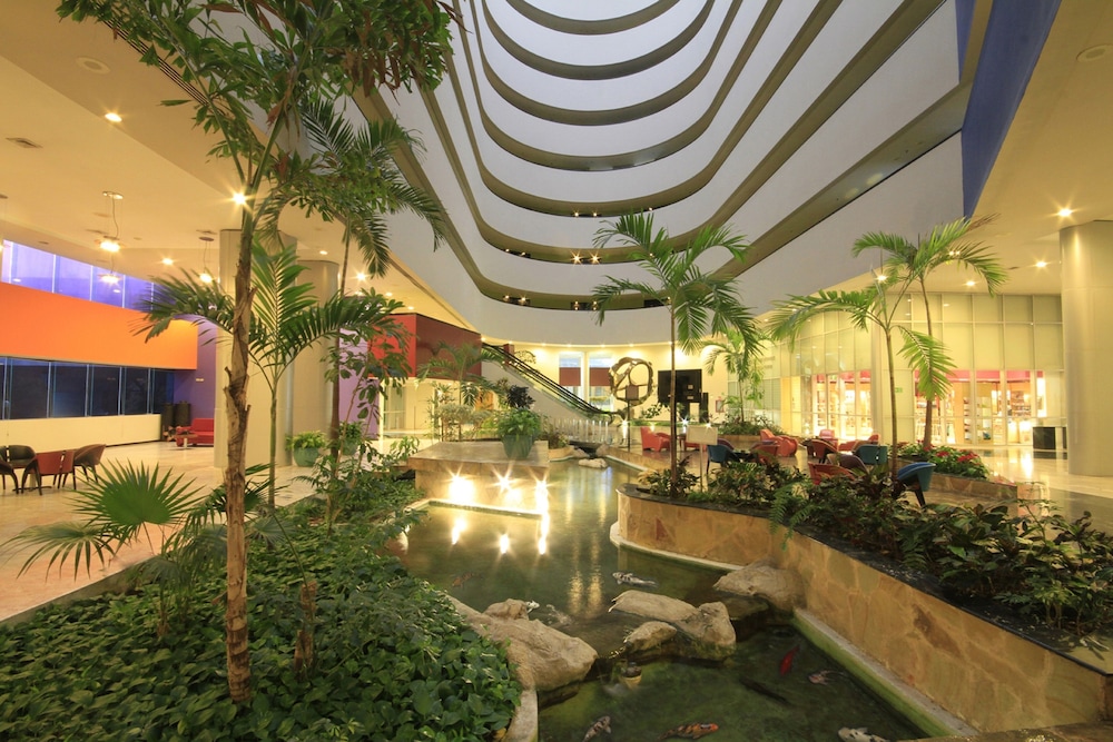 Holiday Inn Monterrey - Parque Fundidora By Ihg,Nuevo Leon>>Monterrey,4 star