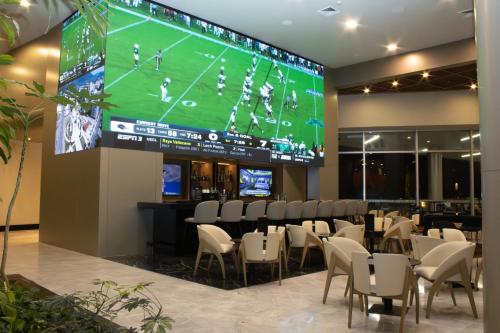 holiday inn monterrey parque fundidora by ihg
