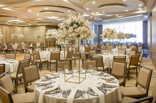 holiday inn monterrey parque fundidora by ihg